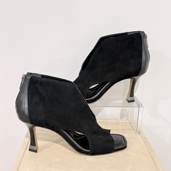 Vince Camuto Black Heeled Sandals - Picture 1 of 9
